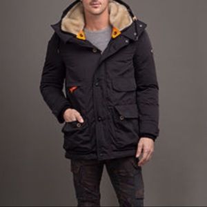 Jet Lag Men’s Coat